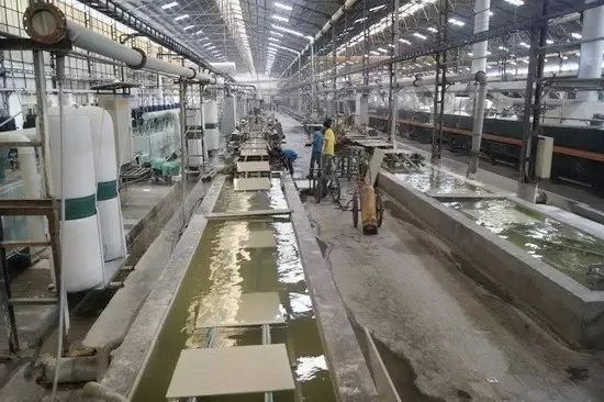 陶瓷廠廢氣惡臭讓人苦不堪言，Dejing的凈?除臭劑幫助企業(yè)達標(biāo)排放！.jpg