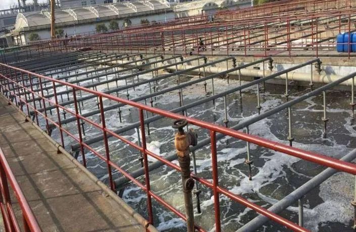 化工廠(chǎng)污水、污泥“臭氣熏天”遭投訴，該如何解決？.jpg